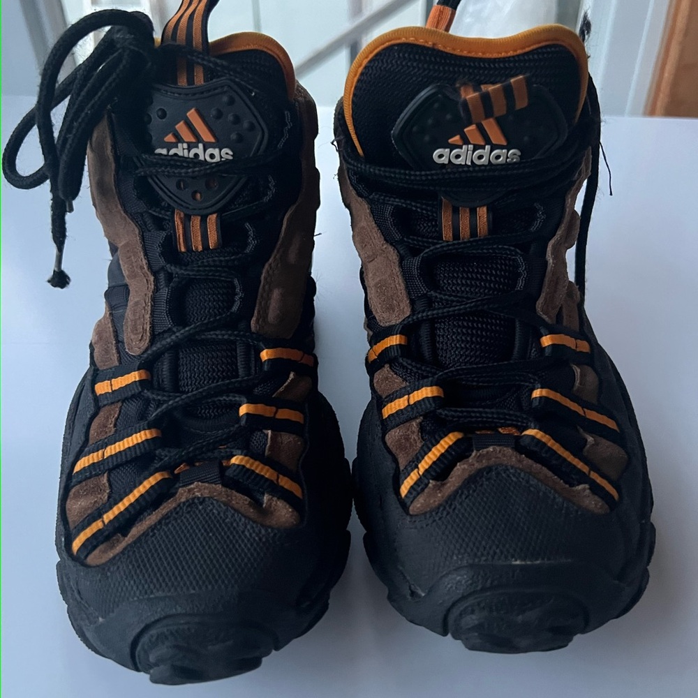 Adidas 90s Vintage Outdoor Boots
